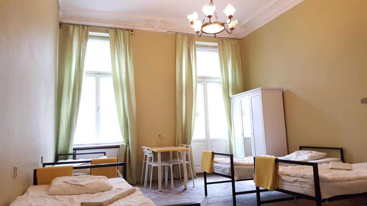 Hostel Witt Warsaw Ngoại thất bức ảnh