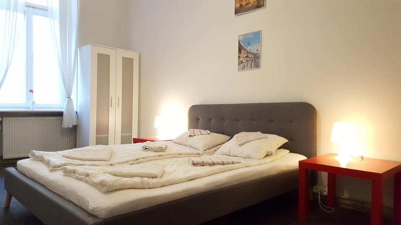 Hostel Witt Warsaw Ngoại thất bức ảnh
