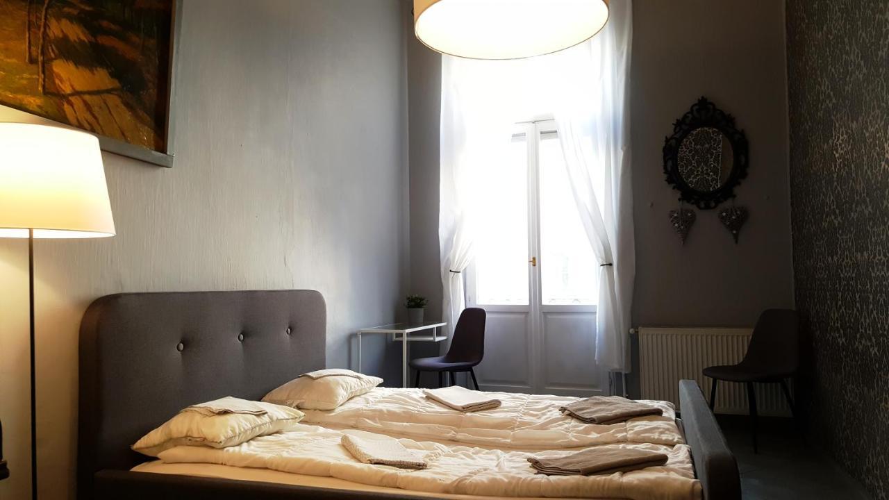 Hostel Witt Warsaw Ngoại thất bức ảnh